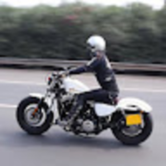 Meet your Posher, Jessica - Picture 1 of 1